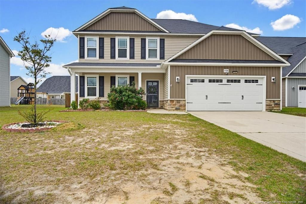 5726 Pondhaven Drive Property Photo 1