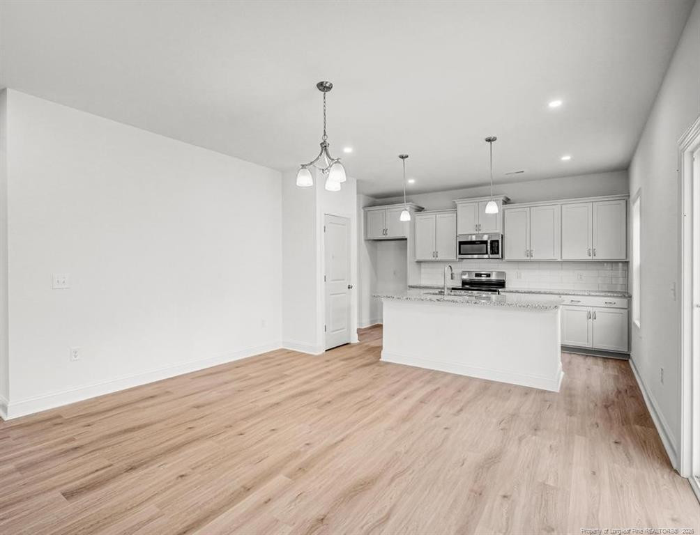 189 Travelers Way Property Photo 9