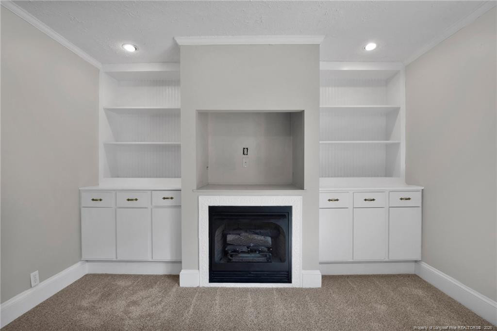 611 Glenville Avenue Property Photo 16