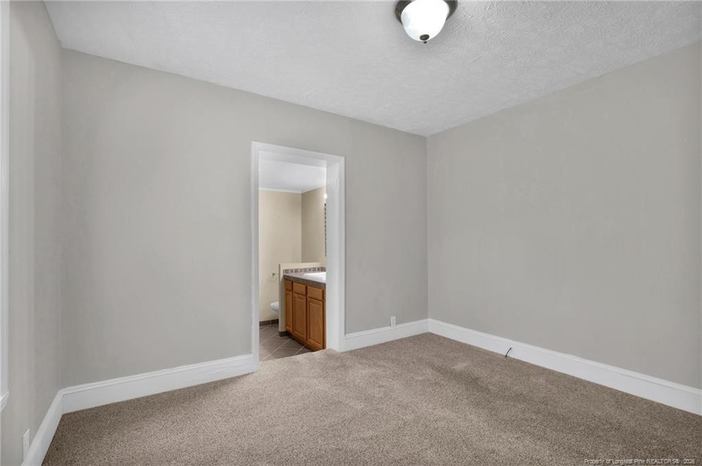 611 Glenville Avenue Property Photo 24