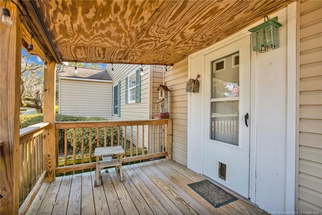 611 Glenville Avenue Property Photo 34