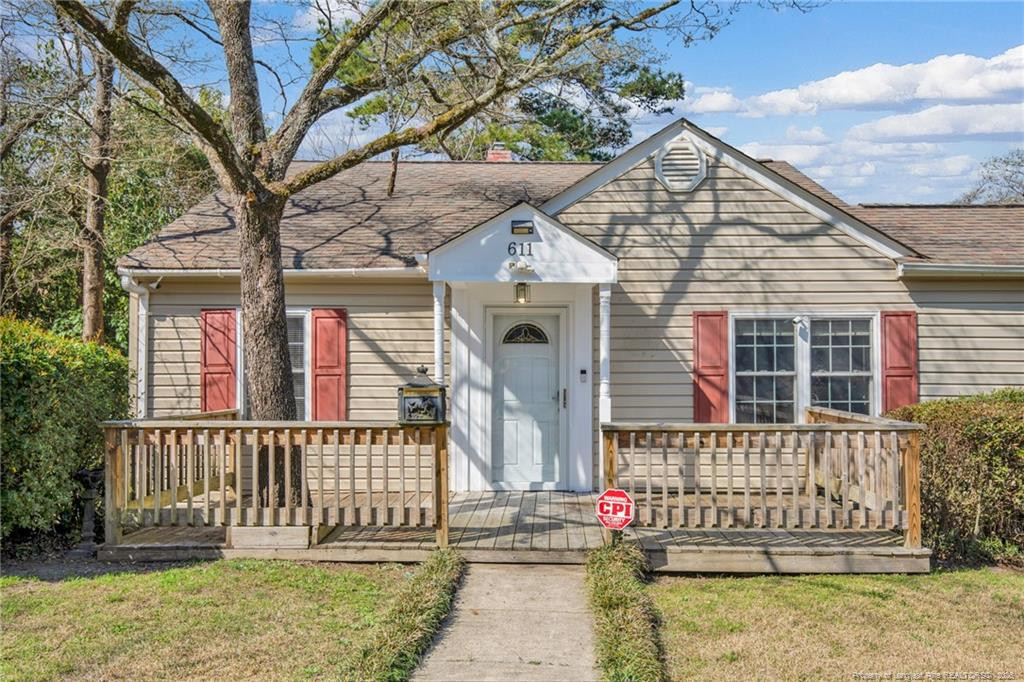 611 Glenville Avenue Property Photo 47