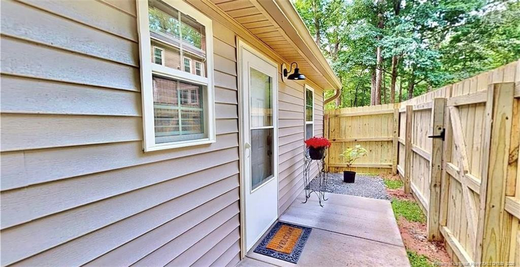 2402 Rockwood (cottage) Drive Property Photo 13