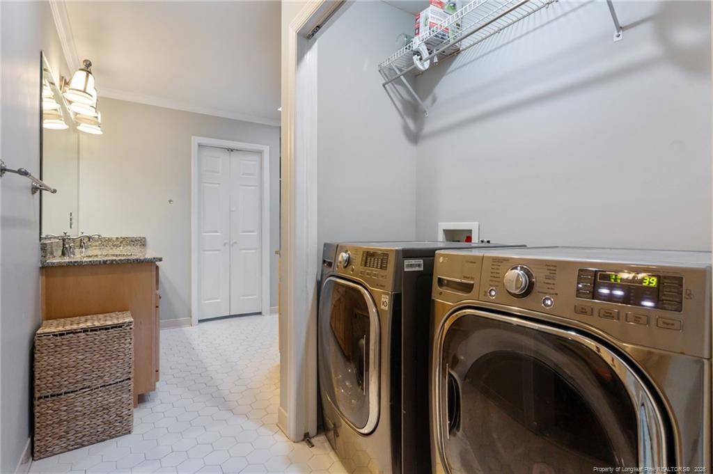 602 Westmont Drive Property Photo 19