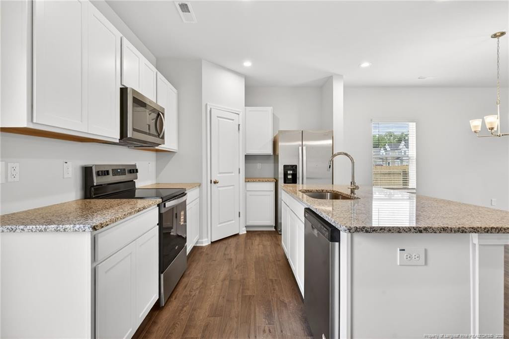 25 Stout Landing Property Photo 13