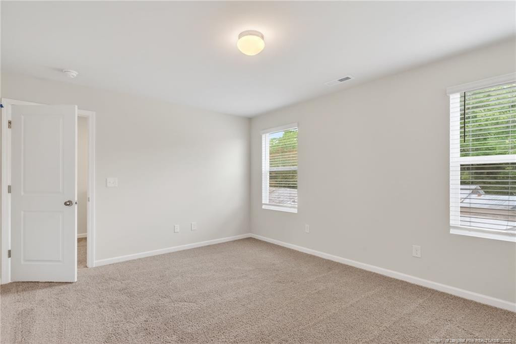 25 Stout Landing Property Photo 18