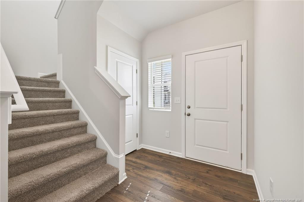 41 Stout Landing Property Photo 5