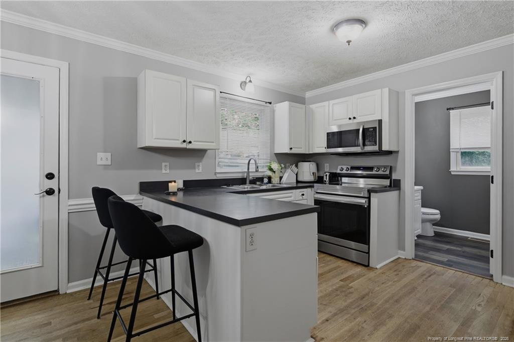 2130 Hull Road Property Photo 12