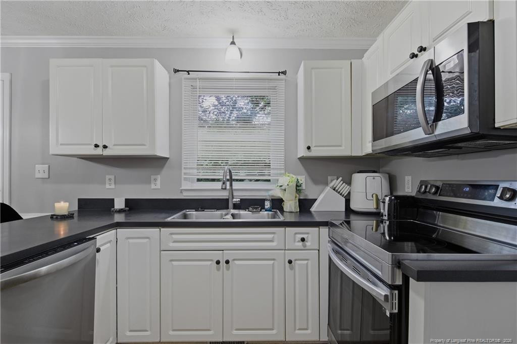 2130 Hull Road Property Photo 13