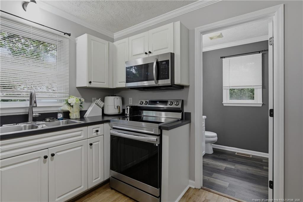 2130 Hull Road Property Photo 17