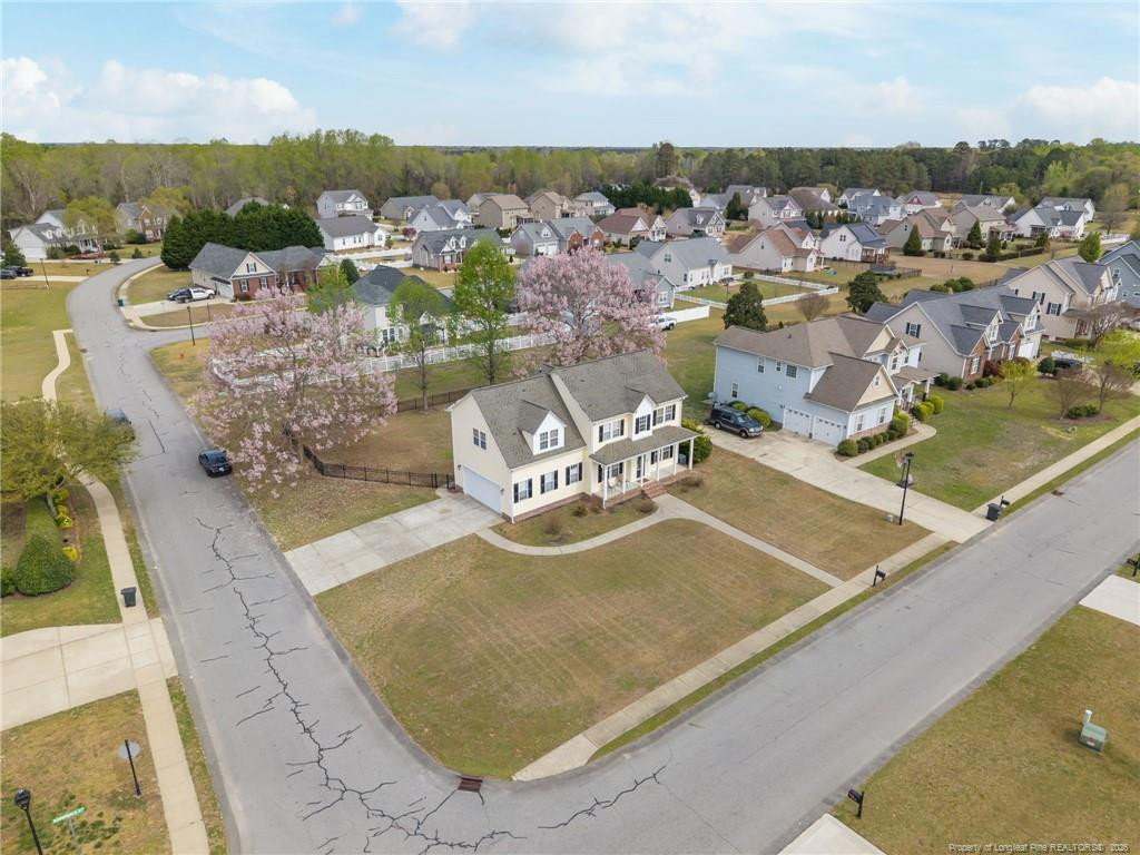 3825 Barnsdale Drive Property Photo 3