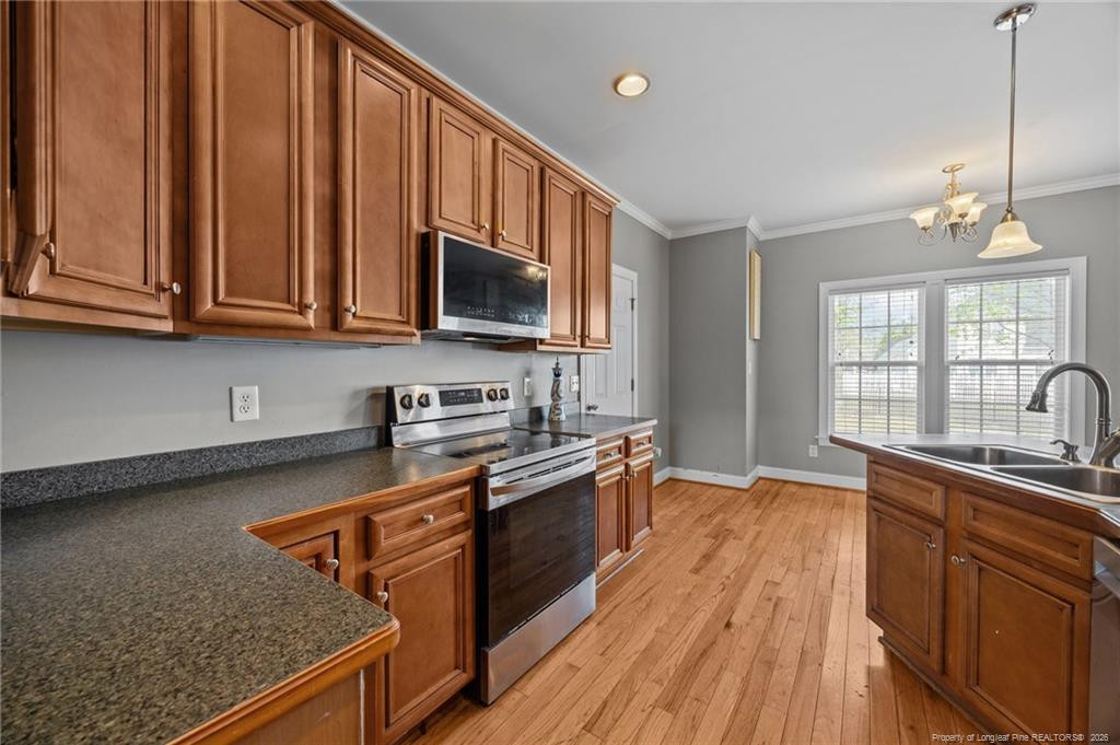 3825 Barnsdale Drive Property Photo 19