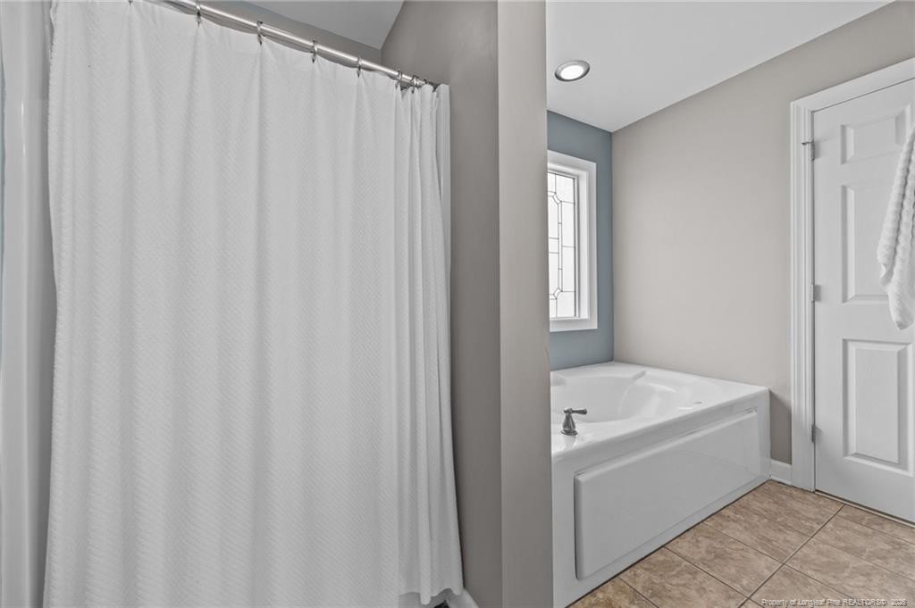 3825 Barnsdale Drive Property Photo 32