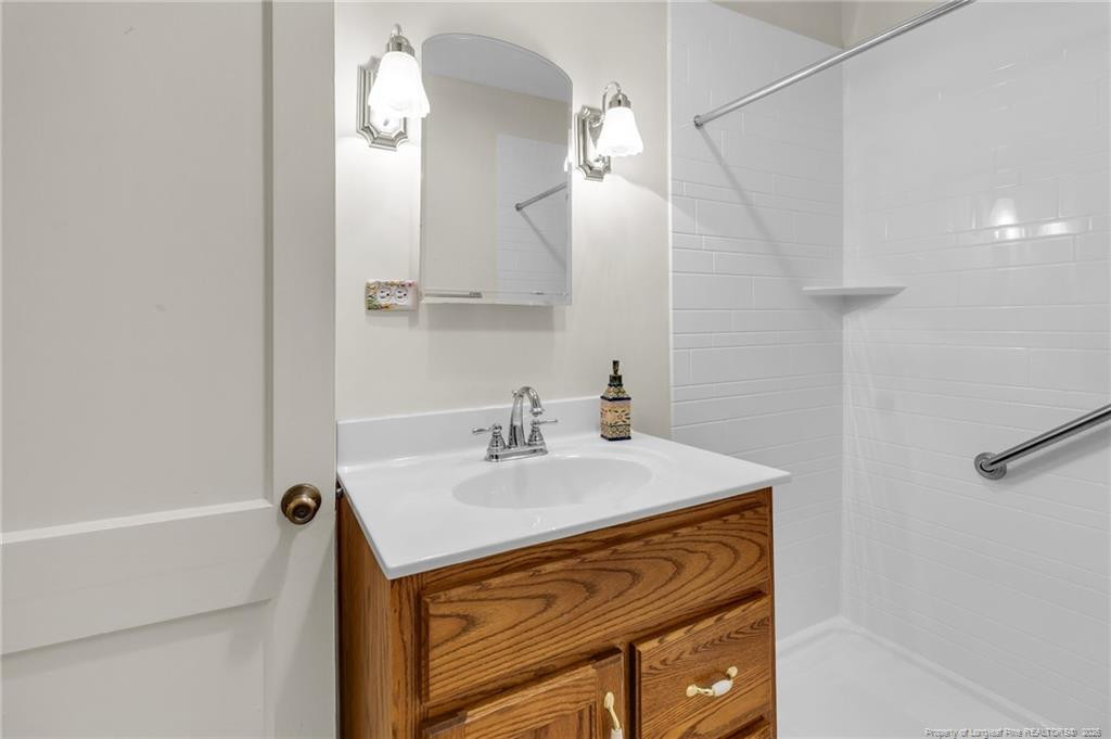 120 John Street Property Photo 27