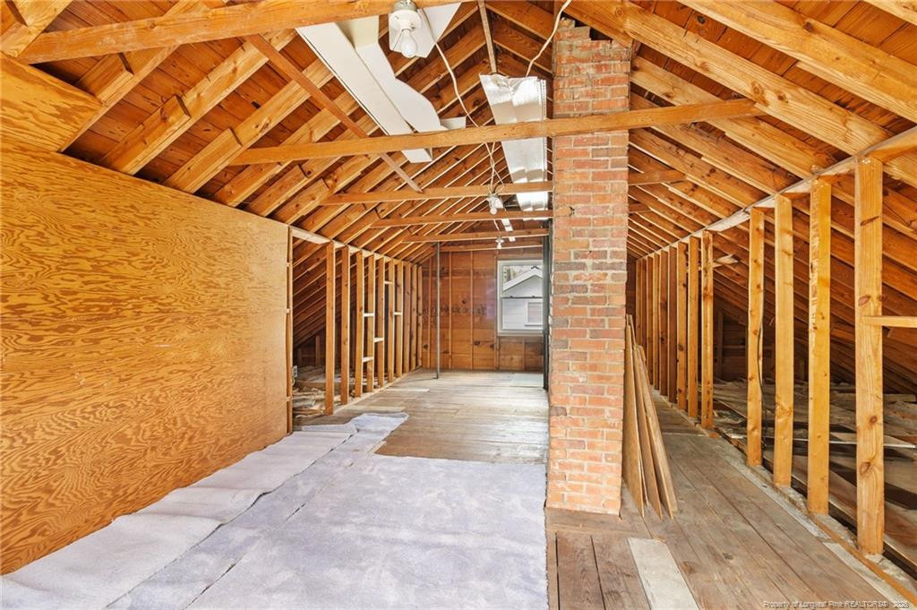 120 John Street Property Photo 37