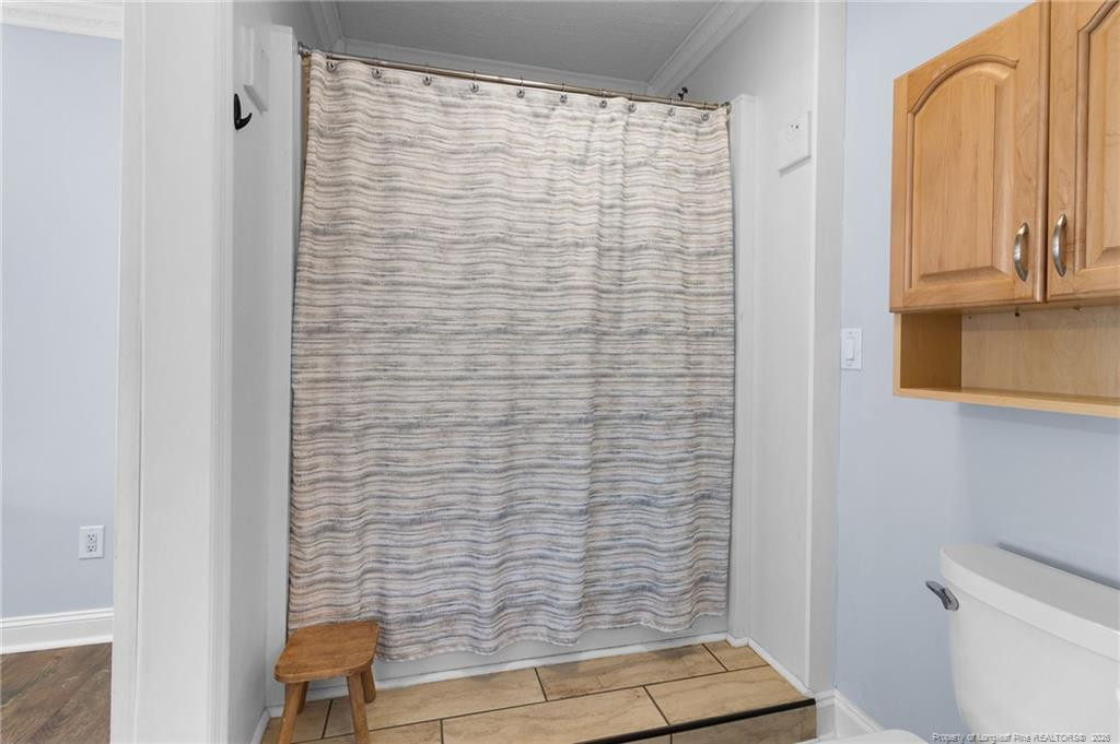 1419 Summitt Avenue Property Photo 17