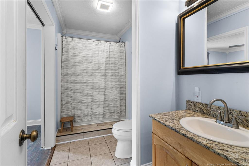 1419 Summitt Avenue Property Photo 18