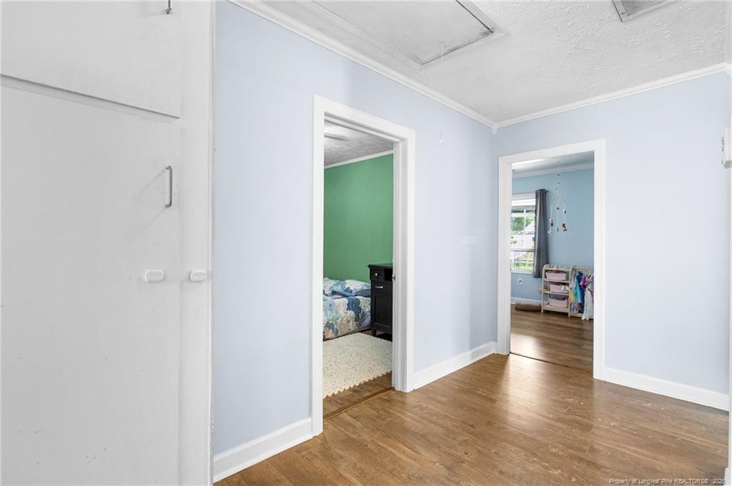 1419 Summitt Avenue Property Photo 22