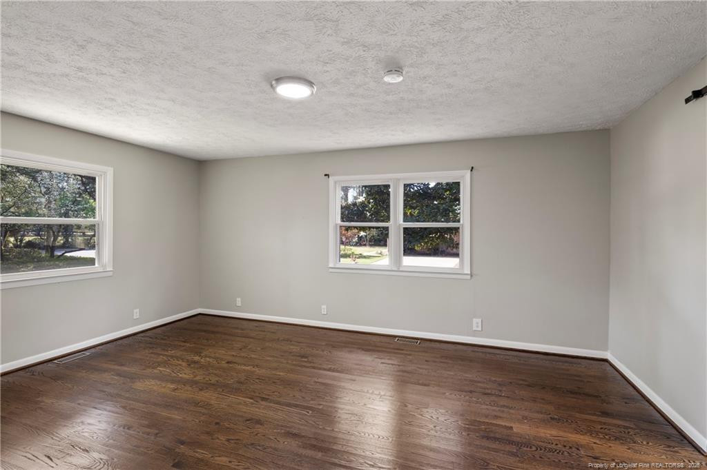 4196 Cliffdale Road Property Photo 13