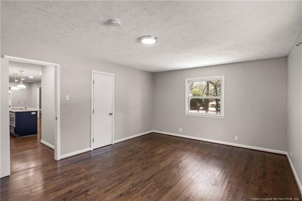 4196 Cliffdale Road Property Photo 14