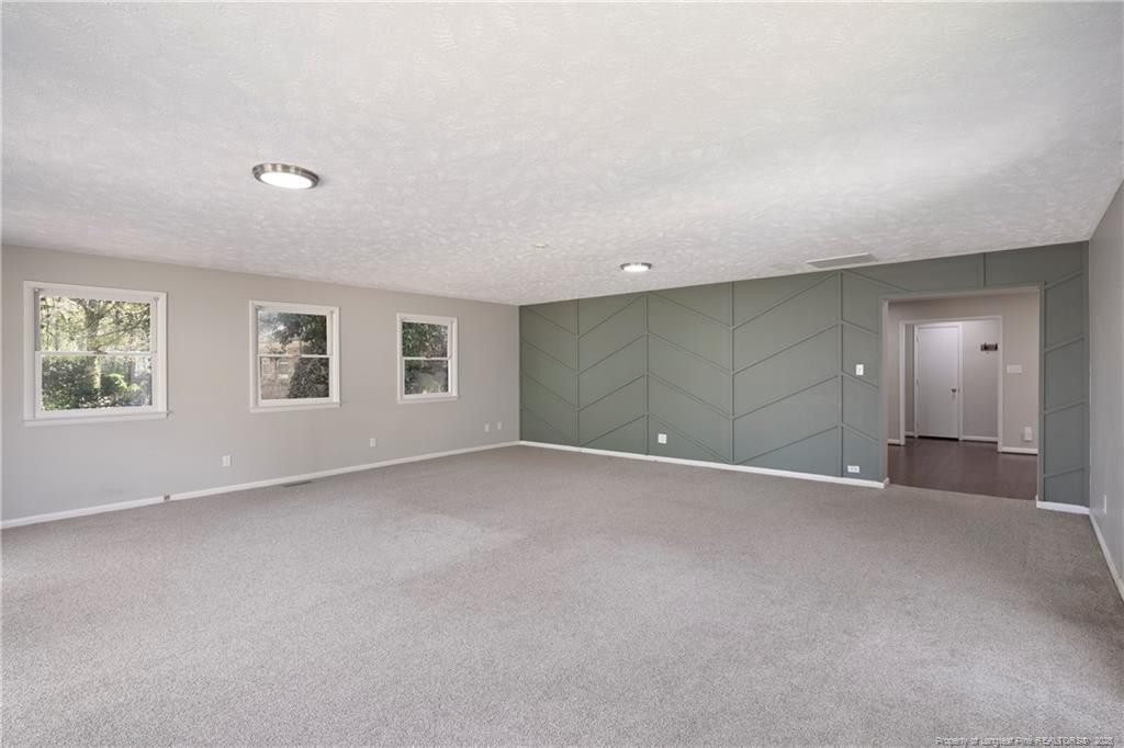 4196 Cliffdale Road Property Photo 23