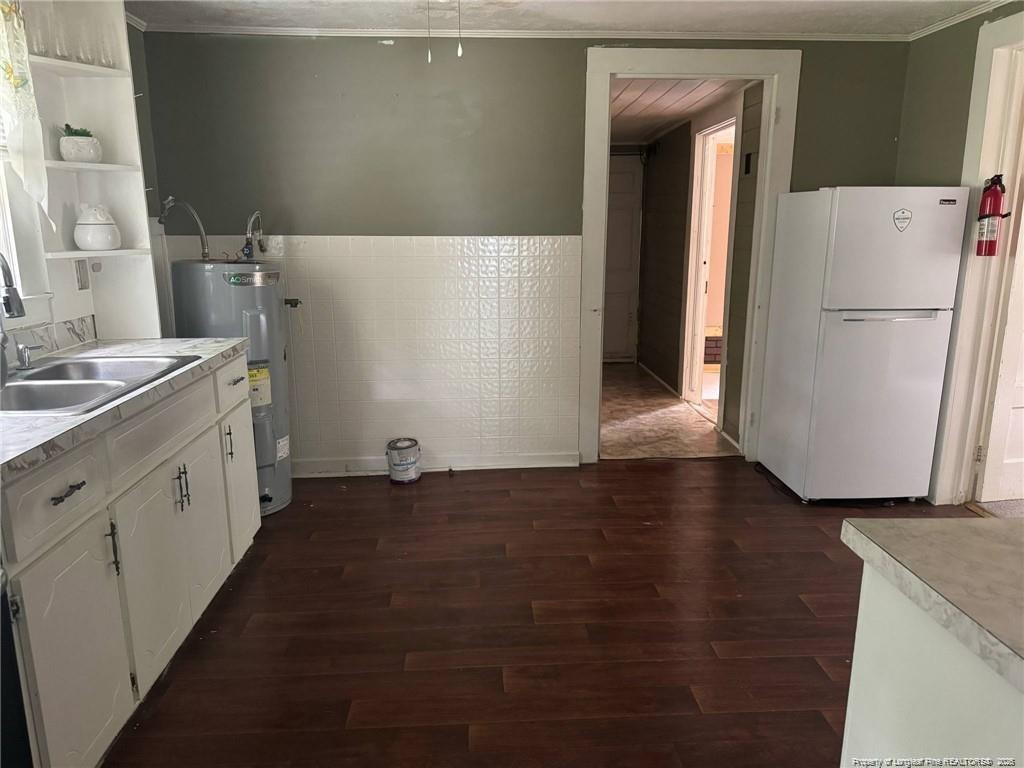 307 S Cedar Street Property Photo 9