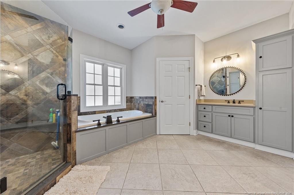 30180 E Lake Road Property Photo 24