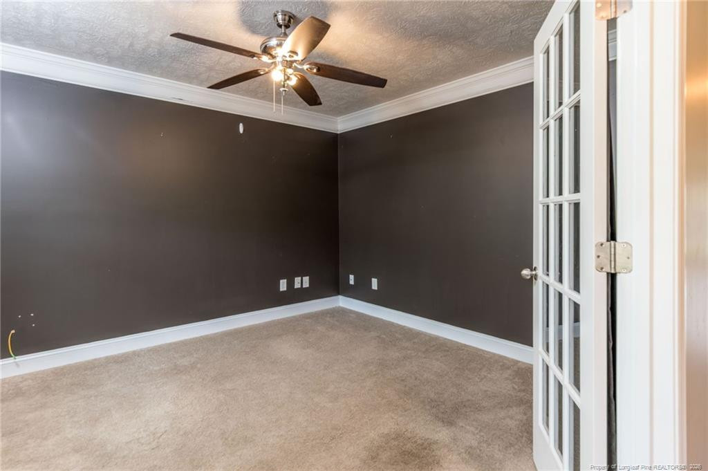 554 Thorncliff Drive Property Photo 37