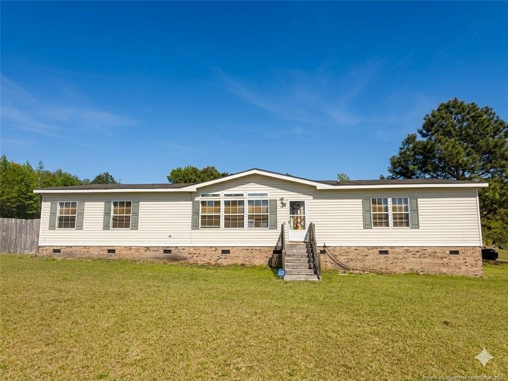 29 Character Court Property Photo 1