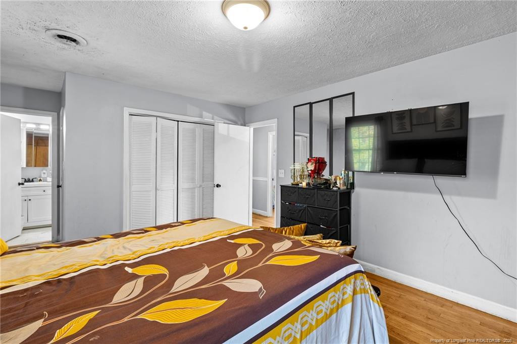306 W 33rd Street W Property Photo 26