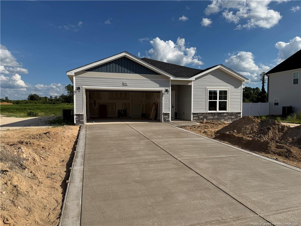 193 Seaford Lane Property Photo 1