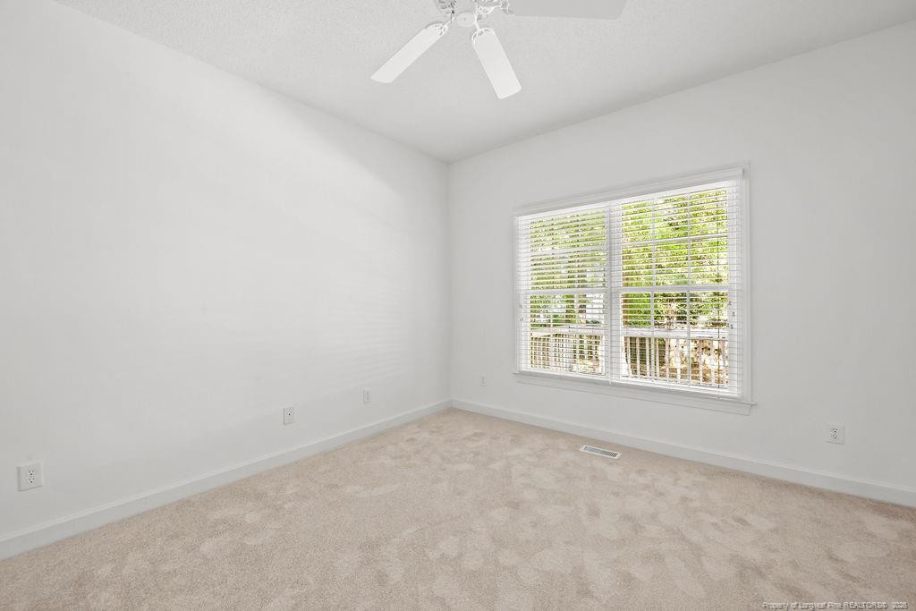 30 Oakmont Circle 1 Property Photo 11