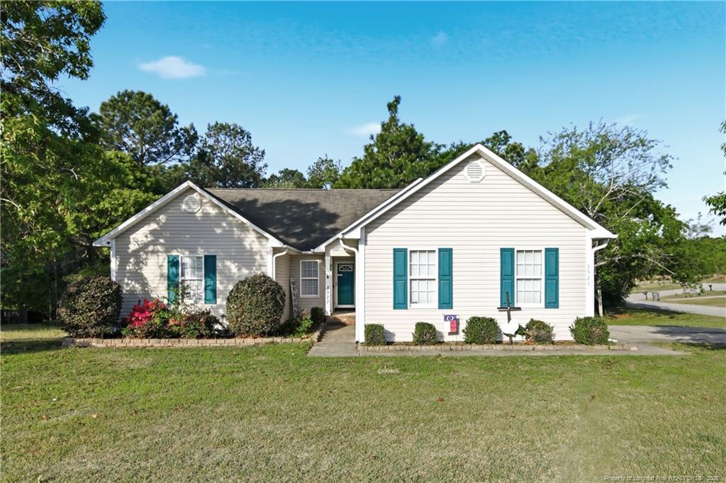 3920 Dickens Avenue Property Photo