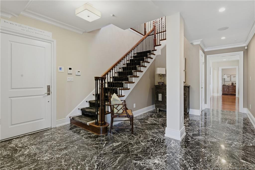 325 Hay Street 403 Property Photo 4