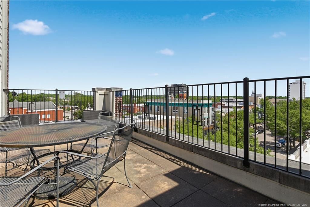 325 Hay Street 403 Property Photo 42