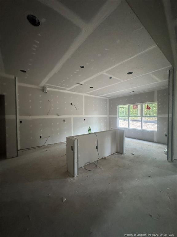 136 Leaning Pine Circle Property Photo 4