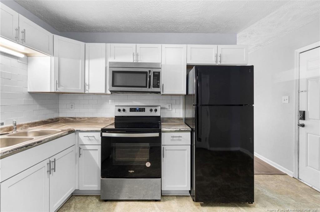 818 Grambling Court Property Photo 10