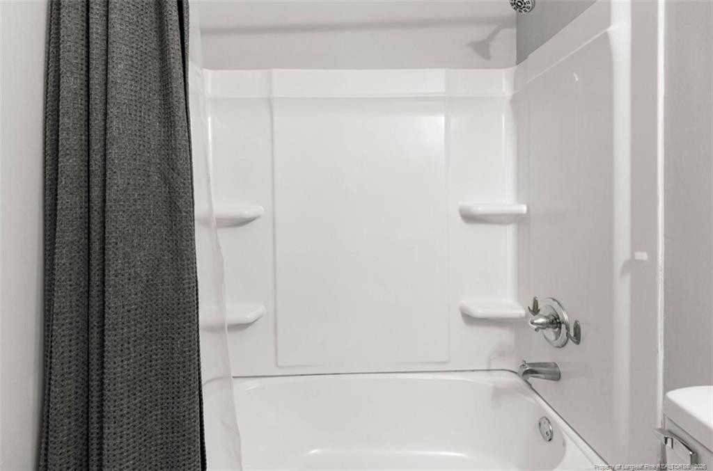 818 Grambling Court Property Photo 16
