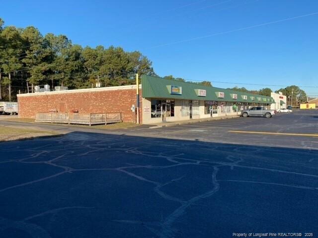 6107 Yadkin Road B Property Photo 1