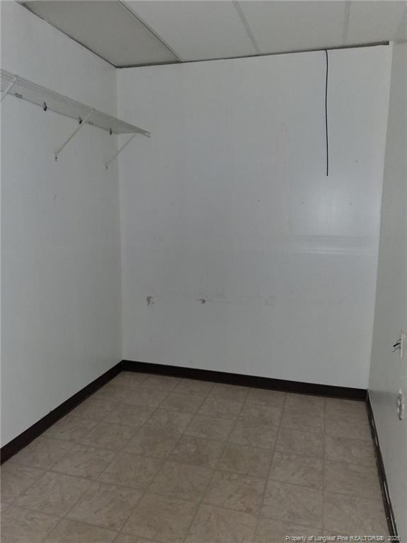 6107 Yadkin Road B Property Photo 6