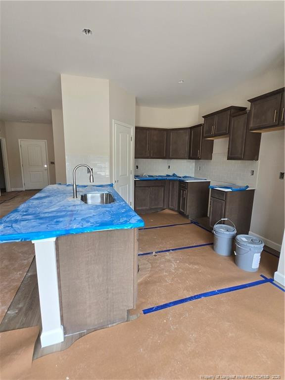 4301 Kirkhill Court Property Photo 3