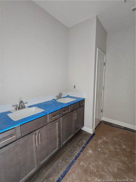 4301 Kirkhill Court Property Photo 6