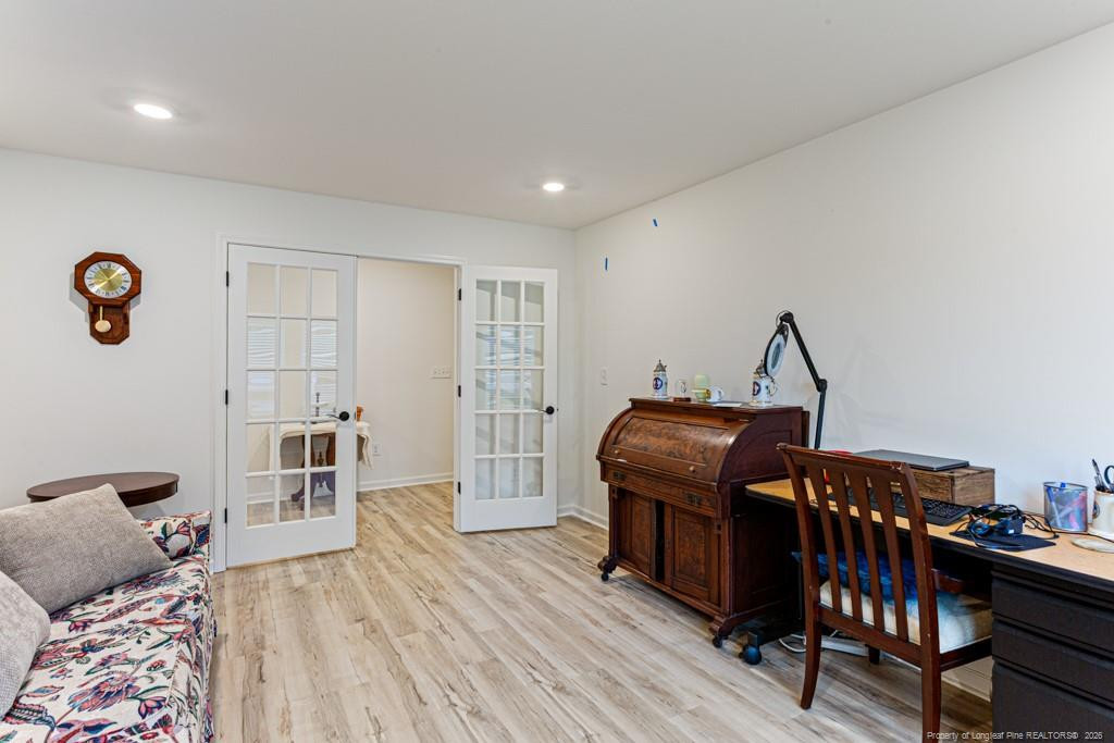 405 Thorny Branch Drive Property Photo 8
