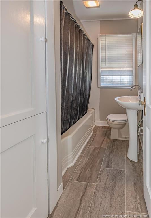 2201 N Mcmillan Ave Property Photo 11