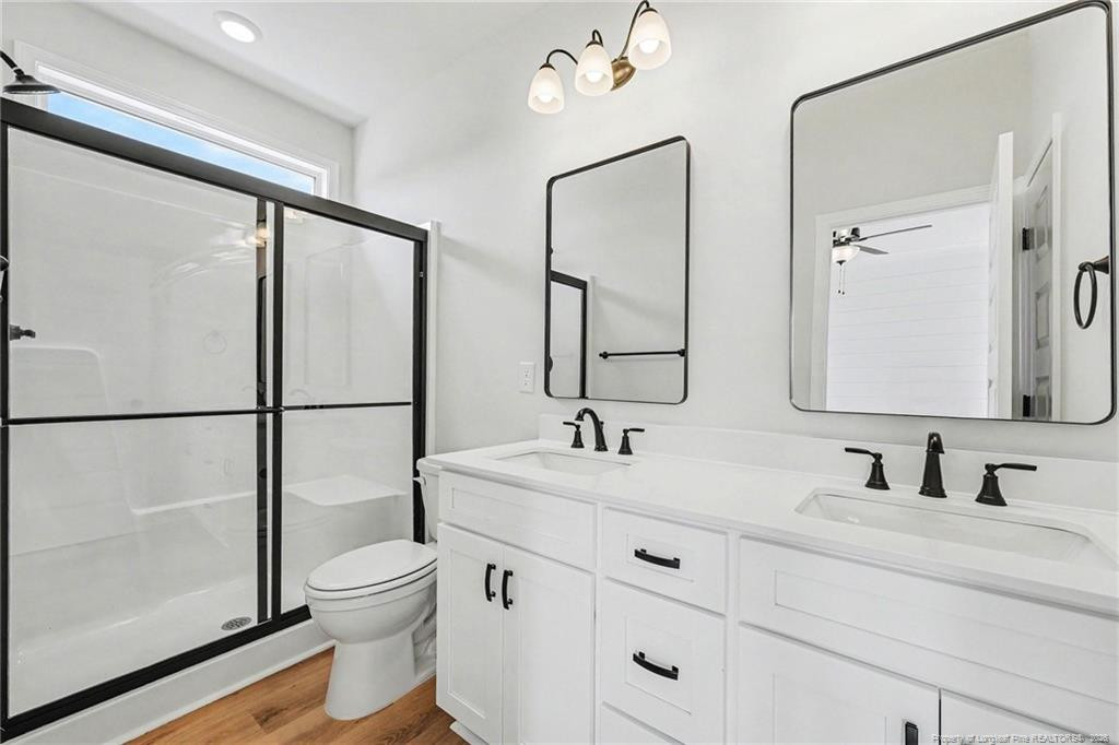 19 Evelene Way Property Photo 12