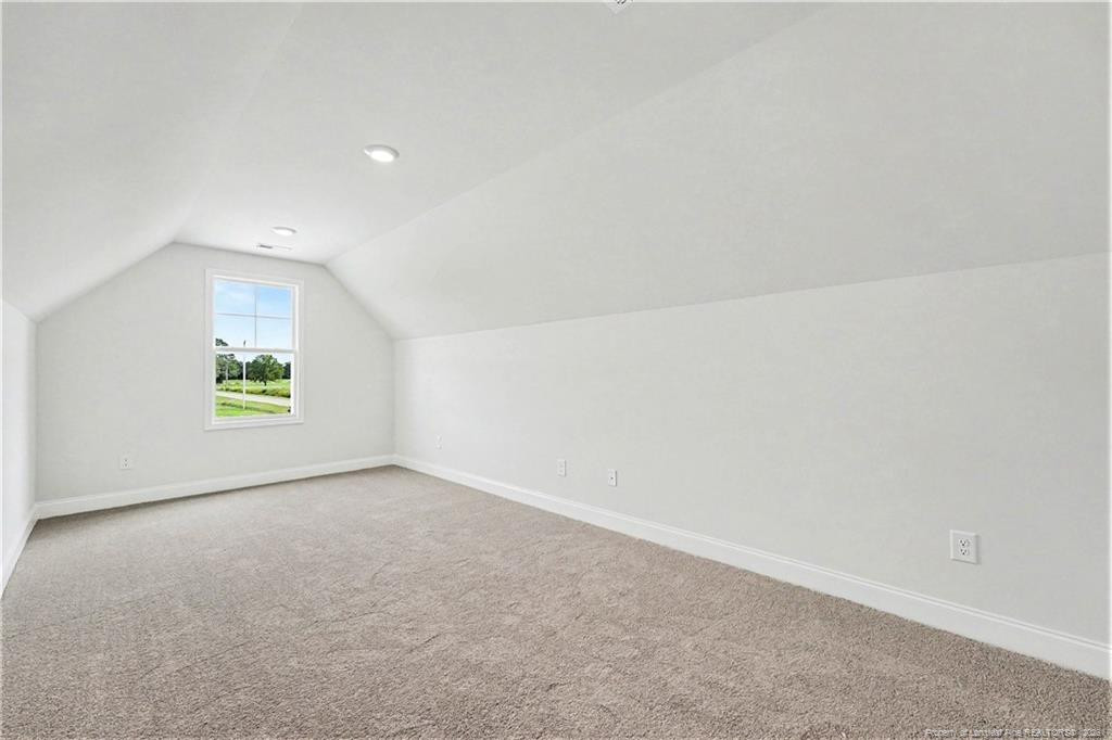 19 Evelene Way Property Photo 20