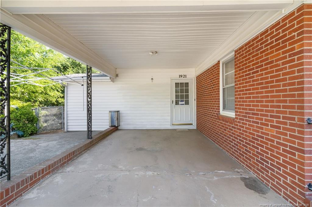 1921 Wyatt Street Property Photo 4