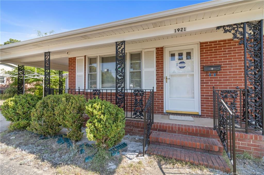 1921 Wyatt Street Property Photo 5