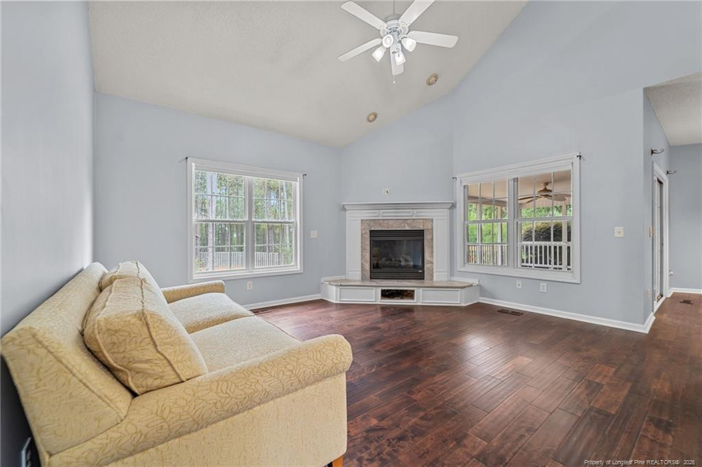 1316 Devonshire Trail Property Photo 20