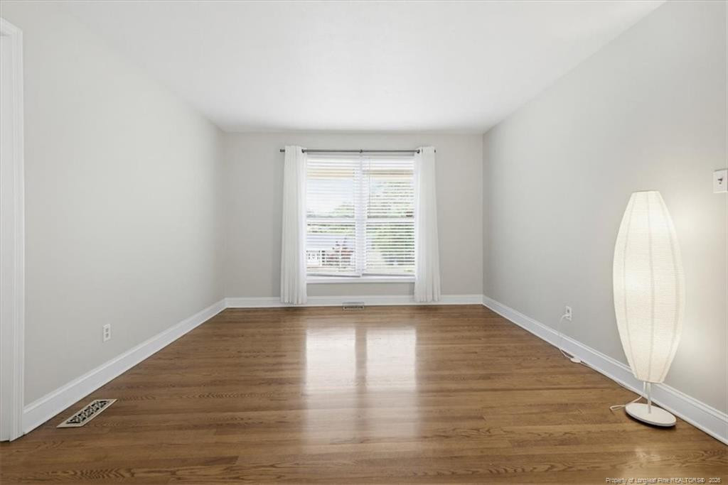 1529 Paisley Avenue Property Photo 9